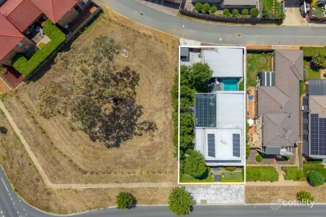 Property photo of 44 De Bortoli Street Harrison ACT 2914