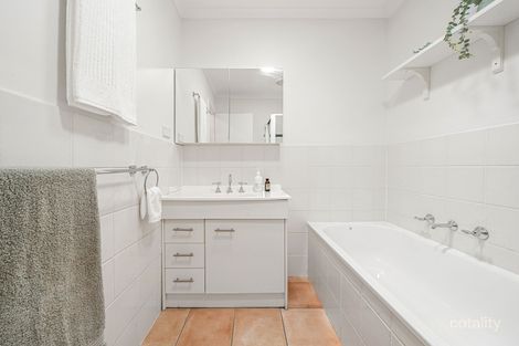 Property photo of 50 Hugh McKay Crescent Dunlop ACT 2615