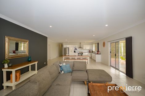 Property photo of 5 Sandoy Court Bellbird Park QLD 4300