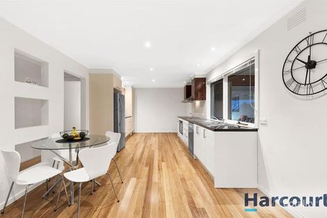 Property photo of 73 Sheldon Drive Berwick VIC 3806