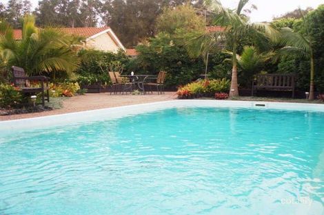 Property photo of 4 Harlow Street Marks Point NSW 2280