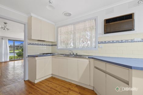 Property photo of 33 John Fawkner Drive Endeavour Hills VIC 3802