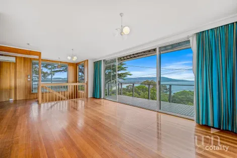 Property photo of 42 Mount Martha Road Mount Martha VIC 3934