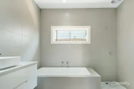 Property photo of 6 Catherine Parade Frankston VIC 3199