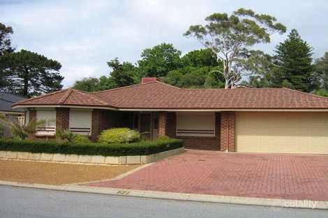 32 Peach Tree Way, Forrestfield, WA 6058