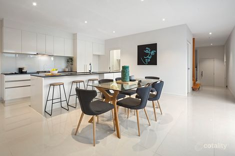 Property photo of 2B Maxia Road Doncaster East VIC 3109