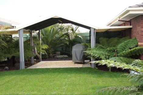 Property photo of 1 Lowden Court Narre Warren South VIC 3805