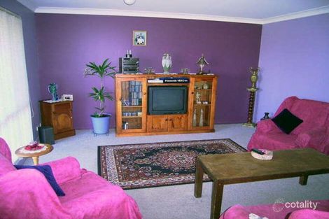 Property photo of 19 Rushby Drive Old Bar NSW 2430