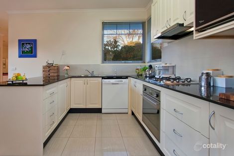 Property photo of 2/21 Cheviot Road Mount Waverley VIC 3149