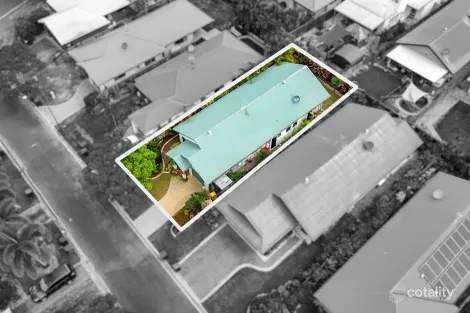 Property photo of 7 Kirra Close Kewarra Beach QLD 4879