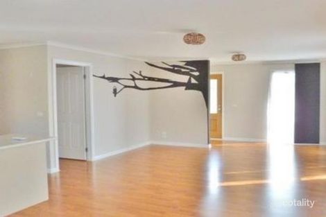 2/11 Bellview Ct, Mansfield, VIC 3722