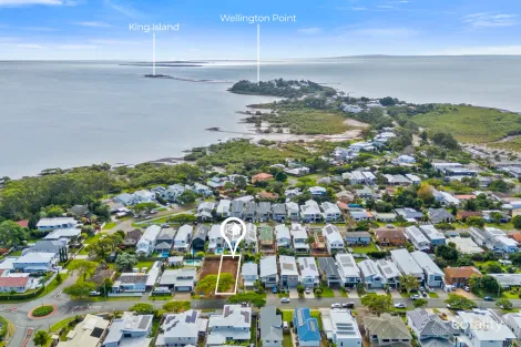 42 Douro Rd, Wellington Point, QLD 4160