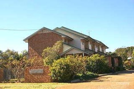 326 Hume St, Centenary Heights, QLD 4350