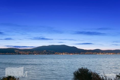 Property photo of 209 Tranmere Road Tranmere TAS 7018