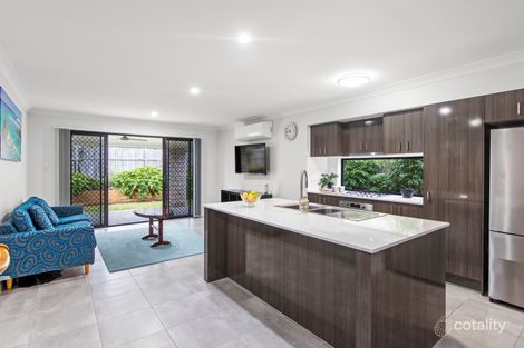 Property photo of 15 Hollyoak Crescent Pimpama QLD 4209