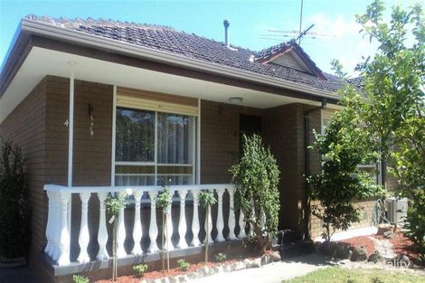 4/3 Seaver Gr, Reservoir, VIC 3073