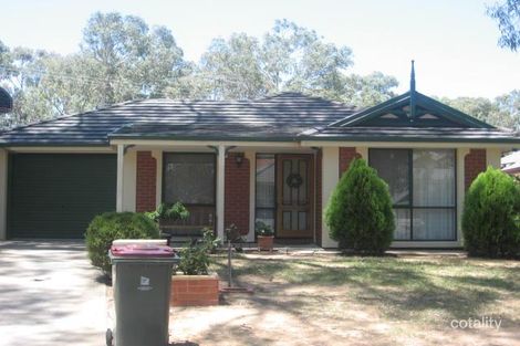 2 Woodbury Pl, Ridgehaven, SA 5097