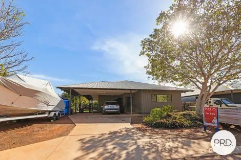 17 Tomarito Cres, Bilingurr, WA 6725