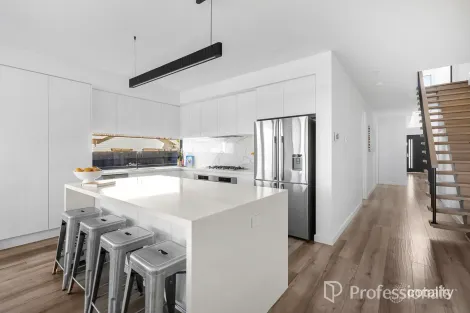 Property photo of 8A Walnut Street Ormond VIC 3204