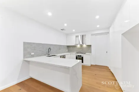 Property photo of 8A Hayfield Road Mount Waverley VIC 3149