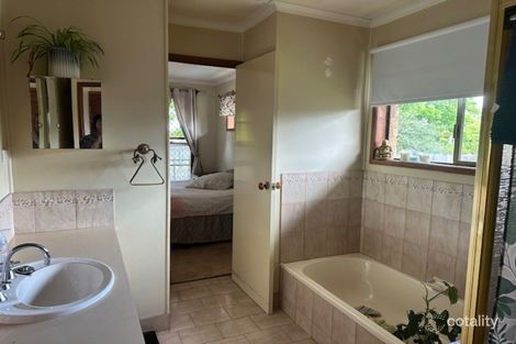 Property photo of 5 Yalumba Crescent Wilsonton Heights QLD 4350