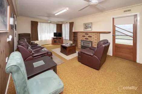 Property photo of 2 Standen Street Swan Hill VIC 3585
