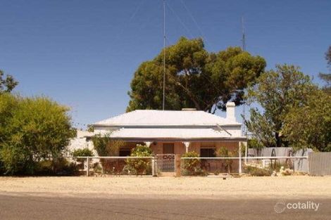 12 Sixth St, Morgan, SA 5320