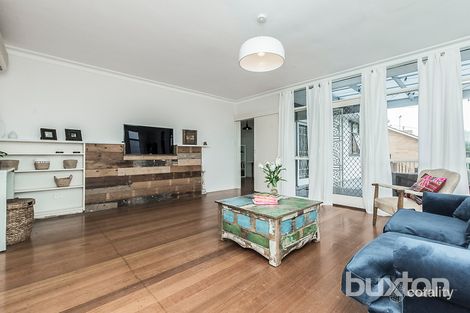 Property photo of 18 Lambhill Crescent Highton VIC 3216