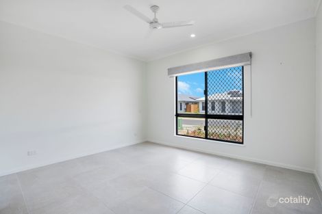 Property photo of 35 Tiller Circuit Trinity Beach QLD 4879