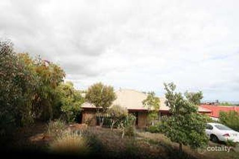 25 Slade Cres, Hallett Cove, SA 5158