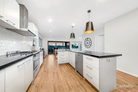 Property photo of 46 Muzzlewood Way Wollert VIC 3750