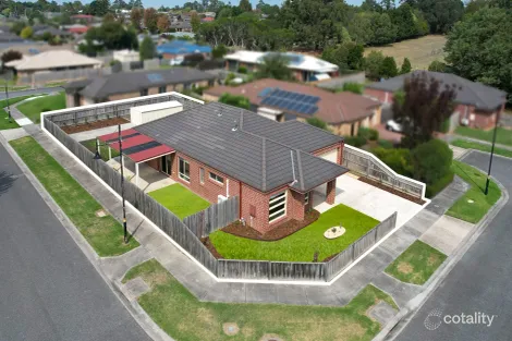 Property photo of 1 Jane Court Drouin VIC 3818