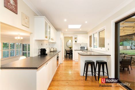 Property photo of 19 Nambucca Place Padstow Heights NSW 2211