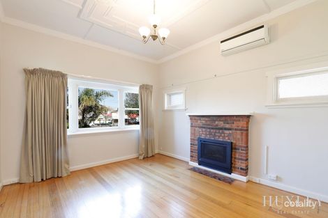 Property photo of 27 Nepean Highway Elsternwick VIC 3185