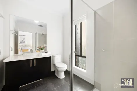 Property photo of 9 Canunda Way Tarneit VIC 3029