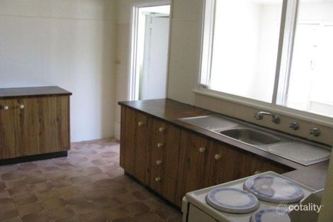 Property photo of 9 Gillendoon Street Ravenswood NSW 2824