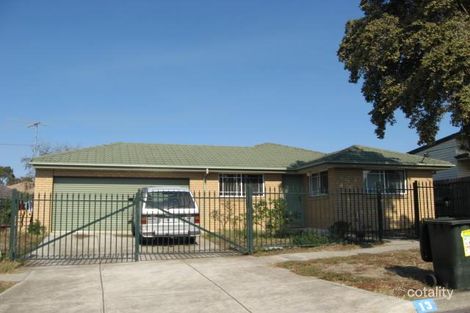 13 Burke Rd, Sunbury, VIC 3429