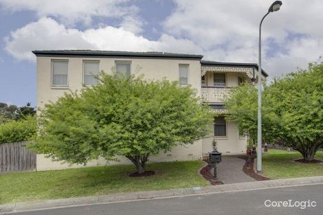 Property photo of 8 Tarrangower Place Berwick VIC 3806