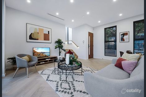 Property photo of 2/45 Rostrevor Parade Mont Albert North VIC 3129