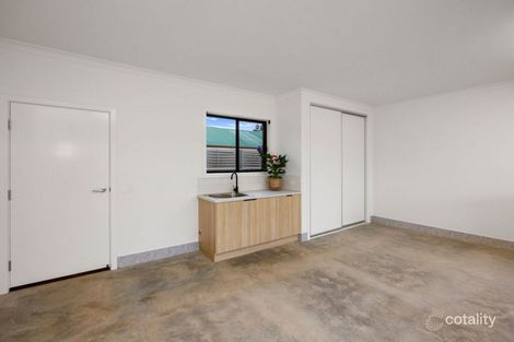 Property photo of 2/51 Stanley Street Wodonga VIC 3690