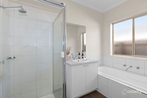 Property photo of 39 Garden Road Doreen VIC 3754