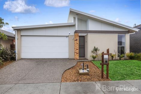 Property photo of 8 Bianca Crescent Greenvale VIC 3059