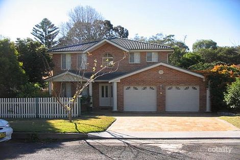 8 Ninth Ave, Toukley, NSW 2263