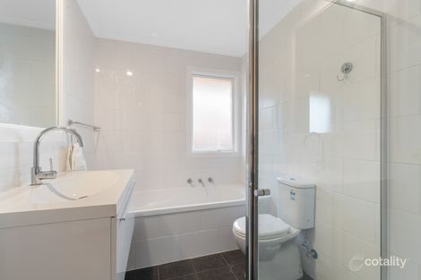 Property photo of 9 Paringa Court Frankston VIC 3199