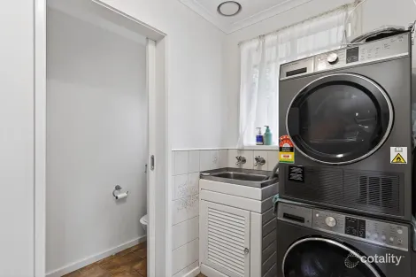 Property photo of 3 Morriss Road Warrnambool VIC 3280