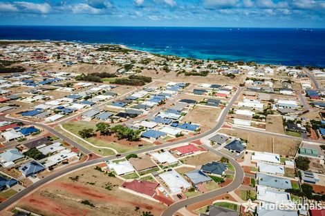 Property photo of 29 Reef Boulevard Drummond Cove WA 6532