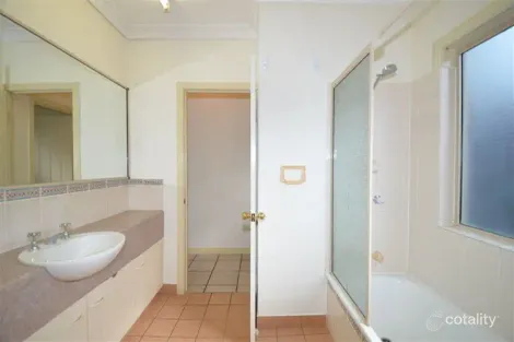 Property photo of 17 Cocos Place Kirwan QLD 4817