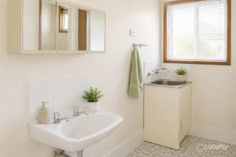 Property photo of 2/253 Shellharbour Road Barrack Heights NSW 2528