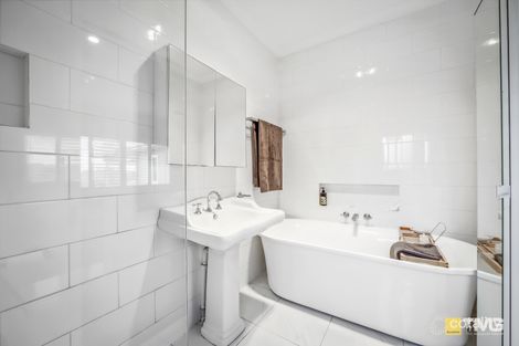 Property photo of 25 Settlement Court Tallai QLD 4213