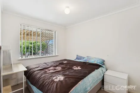 Property photo of 2/12 Chedworth Way Eden Hill WA 6054